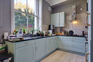 Kitchen- click for photo gallery